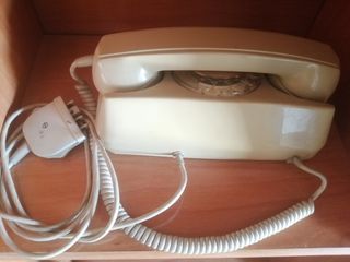 Telefono antiguo