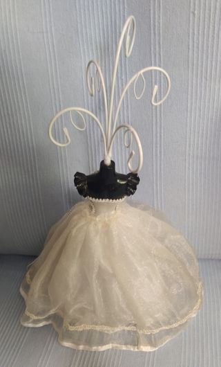 Joyero maniquí vestido 46cm