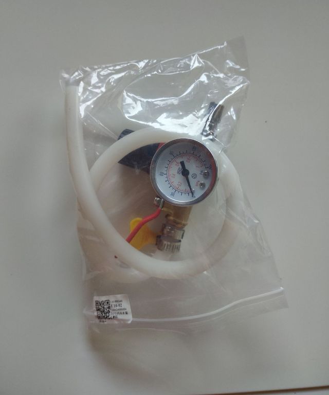 Pressostado para testar circuito de água automóvel