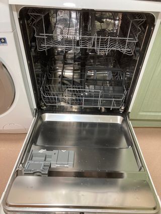 Lavavajillas Electrolux  Modelo ESF553lOW