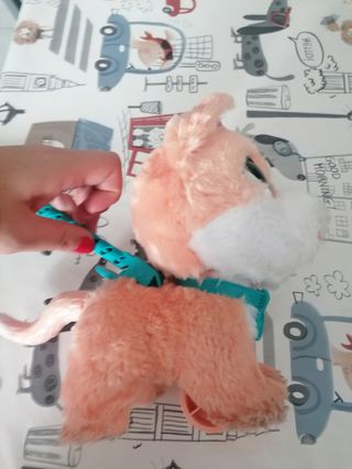 Gato FurReal walkalots paseos