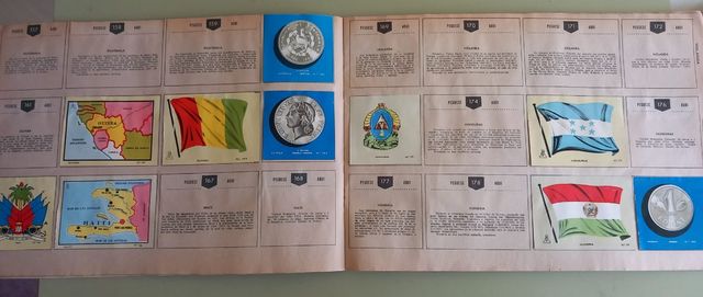 Álbum de cromos antiguo