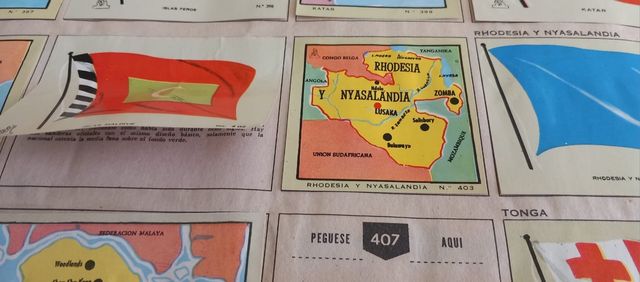 Álbum de cromos antiguo