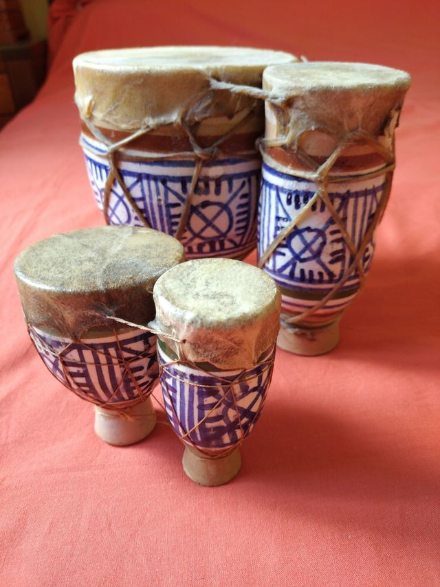 LOTE TAMBORES BONGOS AFRICANOS CERAMICA DECORACIÓN