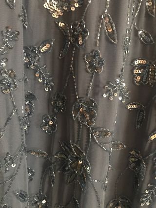 Vestido joya de reconocido diseñador