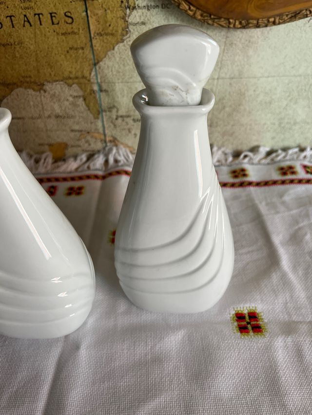 Antiguo juego de tocador de porcelana