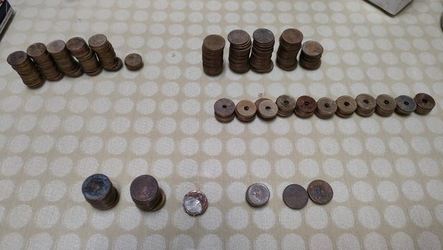 Billetes y monedas antiguas