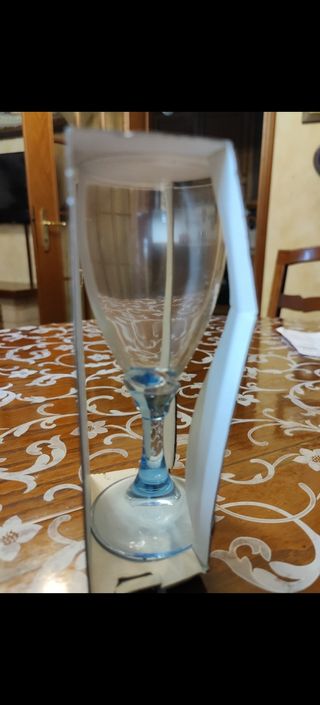 Calice in vetro soffiato collezione ERG