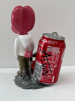 escultura , figura perro globo acrílico SUPREME