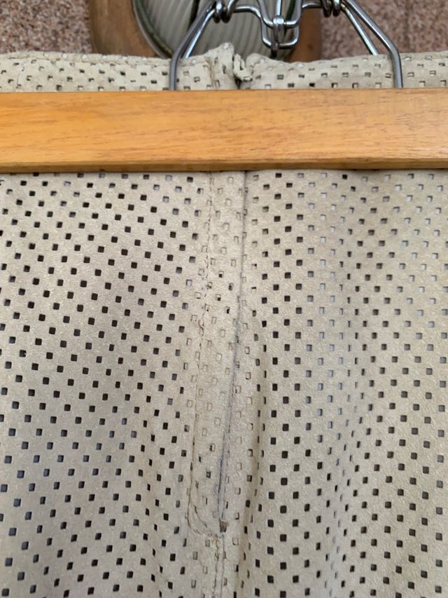 Gonna longuette in vera pelle antilope traforata