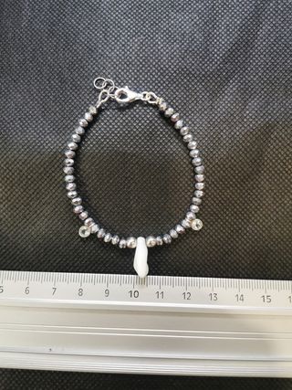 Pulsera blanca Azabache y plata crista