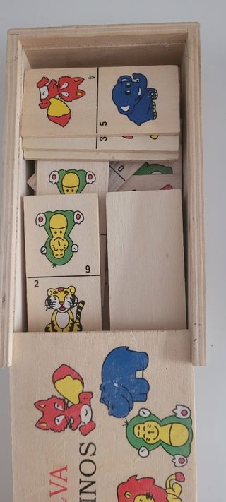 Juego de las horas de madera