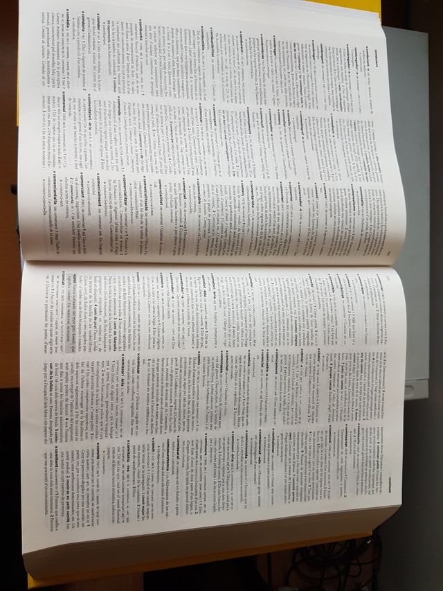 GRAN DICCIONARI DE LA LLENGUA CATALANA