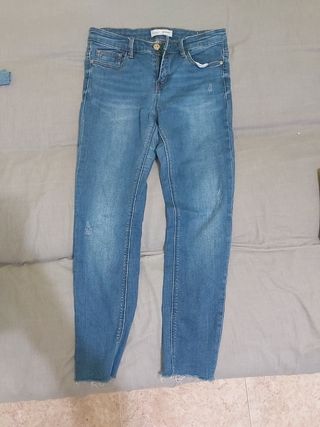 Pantalón Stradivarius Skinny talla 38