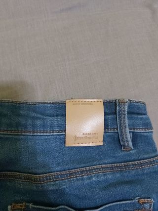 Pantalón Stradivarius Skinny talla 38