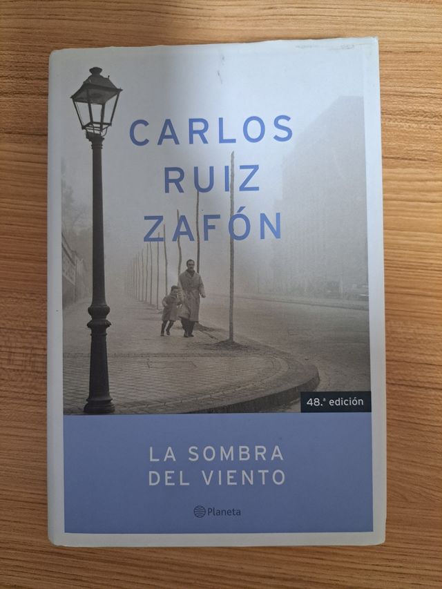 Libro La sombra del viento. Carlos Ruíz