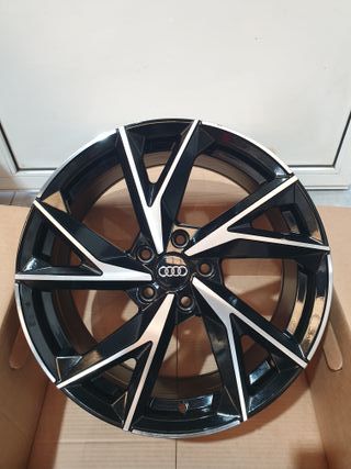 LLANTAS 18" 19"  R8 V10 PLUS BLACK POLISHED
