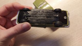 Collezione due Modellini FIAT 1500 Made in URSS.