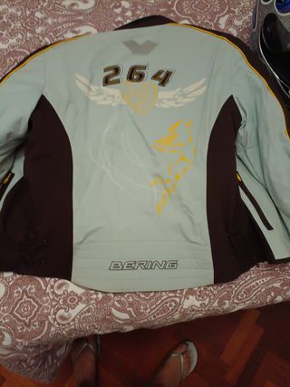Chaqueta de moto y casco, súper oferta!!