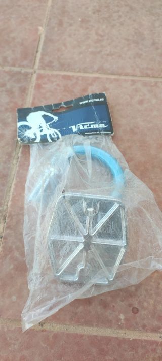 Soporte pared para bicicletas VICMA