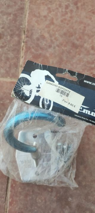 Soporte pared para bicicletas VICMA