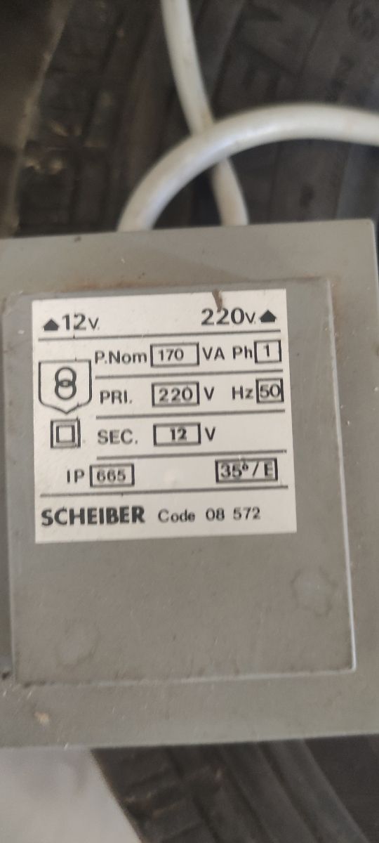 Transformador o fuente caravana. Marca Scheiber 