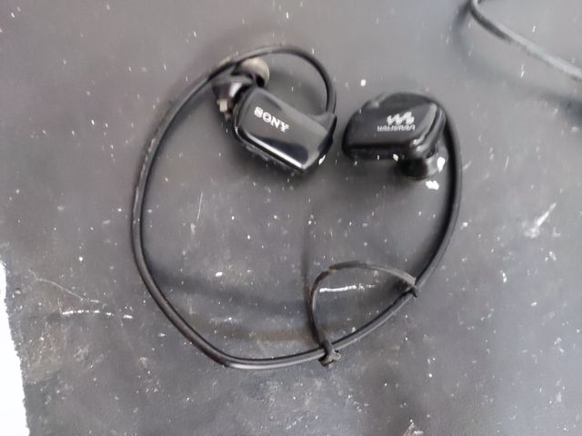 AURICULARES SONY WALKMAN NWW270