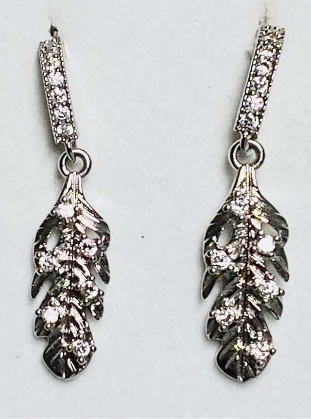 Pendientes de plumas y circonitas plata ley 925