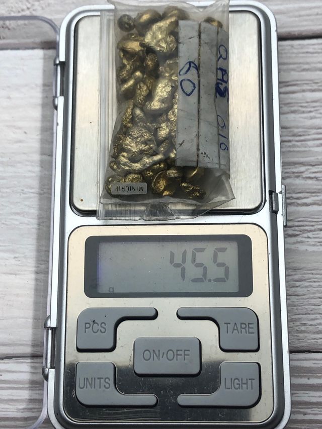 Liga en granalla para alear y hacer soldadura oro