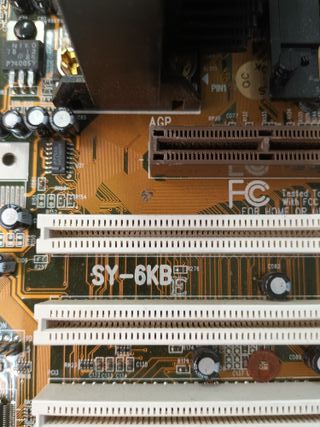 SOYO SY-6KB, PLACA BASE (PL-21)