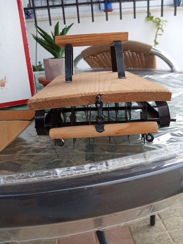 Tilla,criba,medio cuarto de juguete