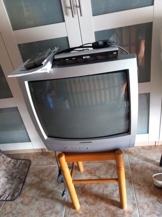 Tv y adaptador digital