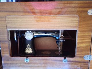 Máquina de coser SINGER