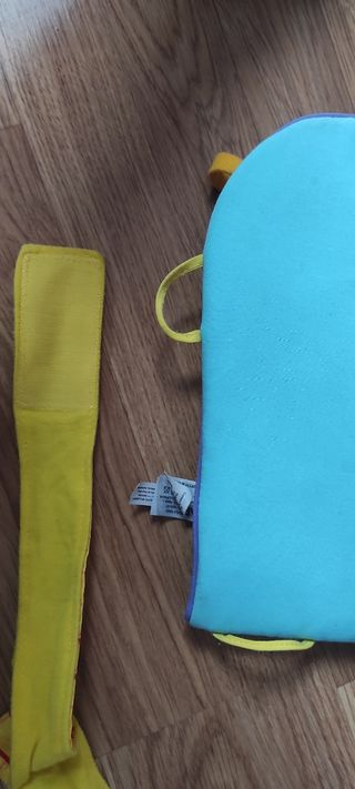 Lote 2 Taftoys juego pies-mano coche