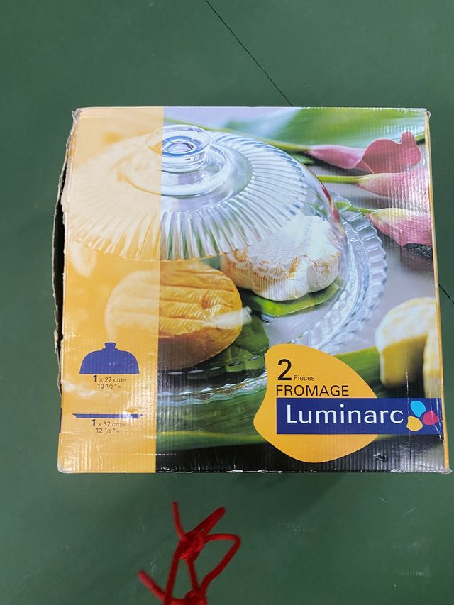 bandeja con tapa para tartas de cristal