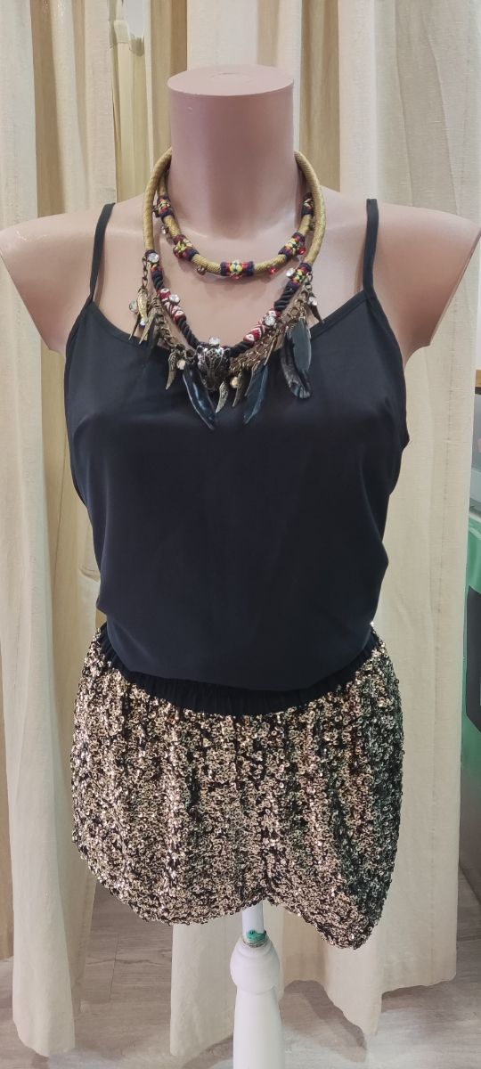 Short lentejuelas talla L