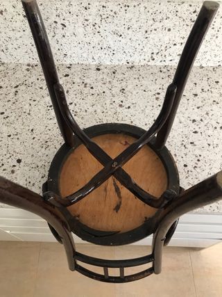 Antigua silla Thonet