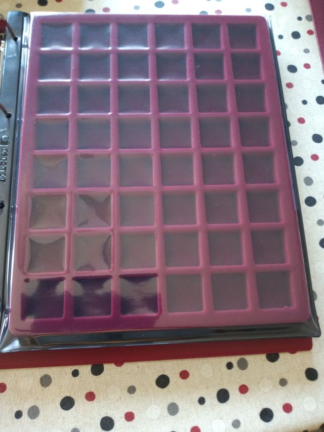 260 XAPES DE CAVA + 2 ÀLBUMS