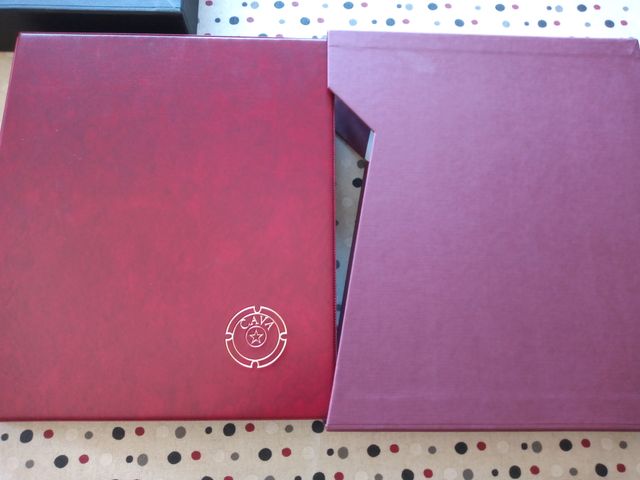 260 XAPES DE CAVA + 2 ÀLBUMS