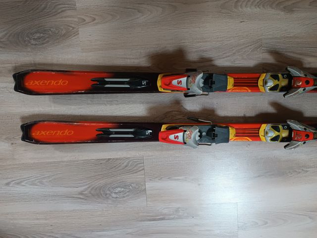Skis, Esquís Salomon Axendo con bastones Rossignol