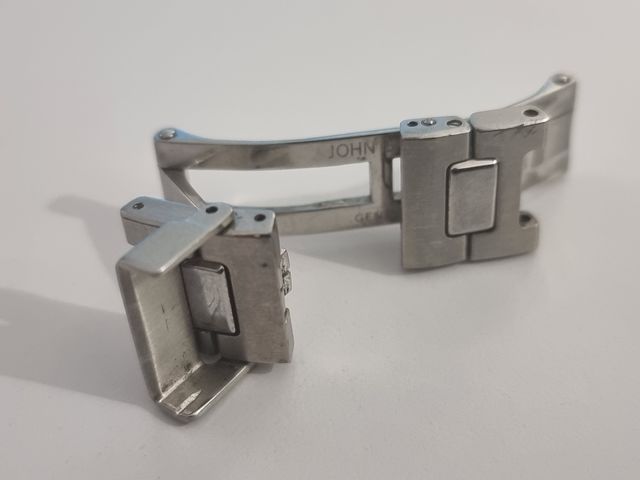 Hebilla desplegable John Isaac Geneve