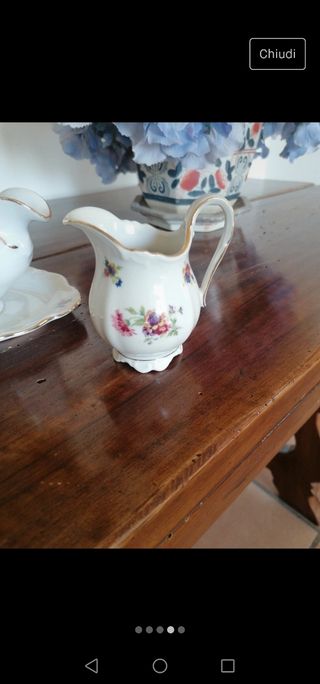 Set di zuccheriera-lattiera-salsiera