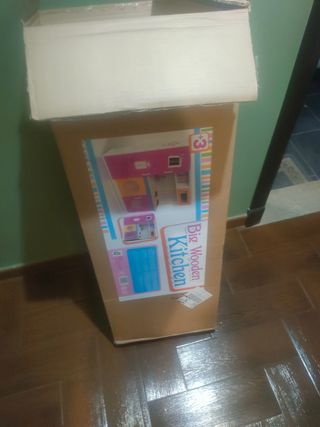 BAJADA DE PRECIO Cocinita de madera muy muy nueva