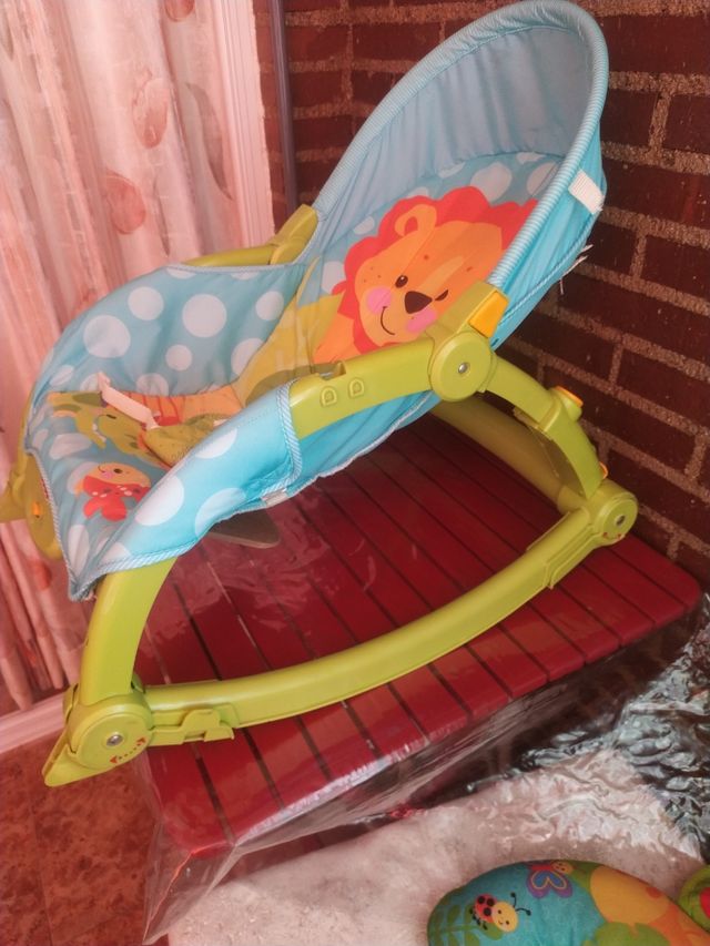 Hamaca balancín de bebé 20€