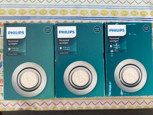 3 Focos techo Philips