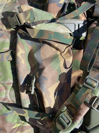 Lote 102 Mochilas camufladas