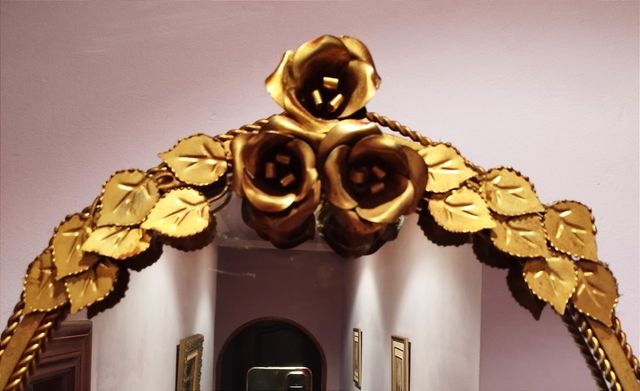 Espejo antiguo, estilo barroco