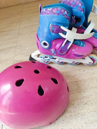 Patines y casco niña