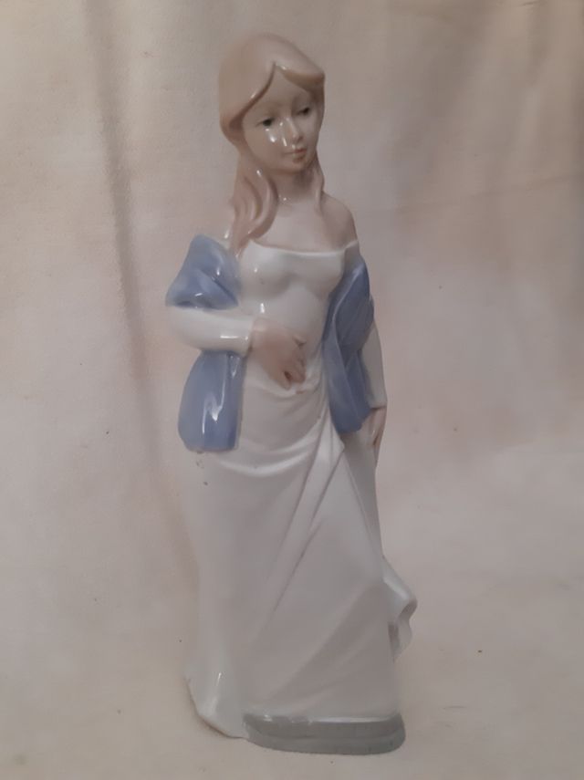 FIgura de porcelana