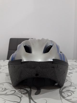 Casco para bicicleta.